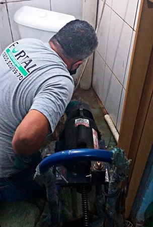 Desentupidora de esgoto em Suzano