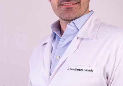 Ortopedista especialista em infiltração no joelho em SP