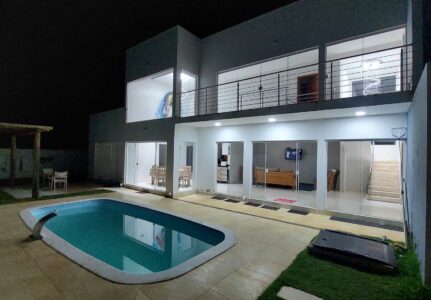 Aluga casa Santa Cristina XIII preço