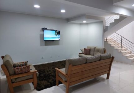 Locação casa na Represa de Avaré