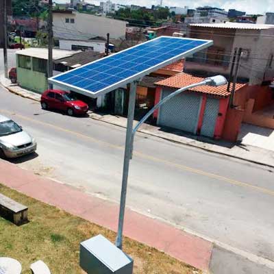 Poste para Iluminação Solar