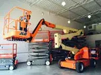 Aluguel de Plataforma Elevatória Tesoura Elétrica em SP