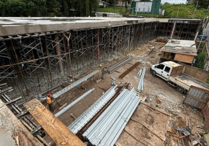 Escoramento para laje Zona Sul