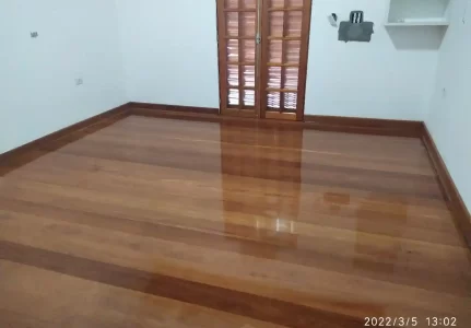 Lixamento de Piso de Madeira