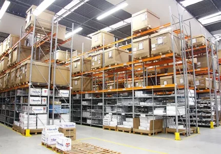 Porta Palete Com Plano de Madeira