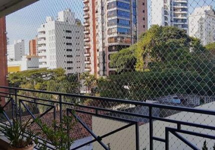 Tela de segurança para crianças na zona leste