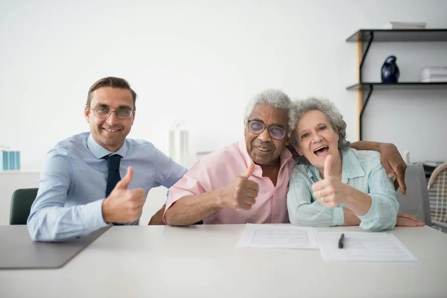 Lar para idosos em cotia: acolhimento, rotina e apoio para diferentes fases da terceira idade