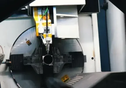 Fábrica De Máquinas De Corte A Laser Chapas